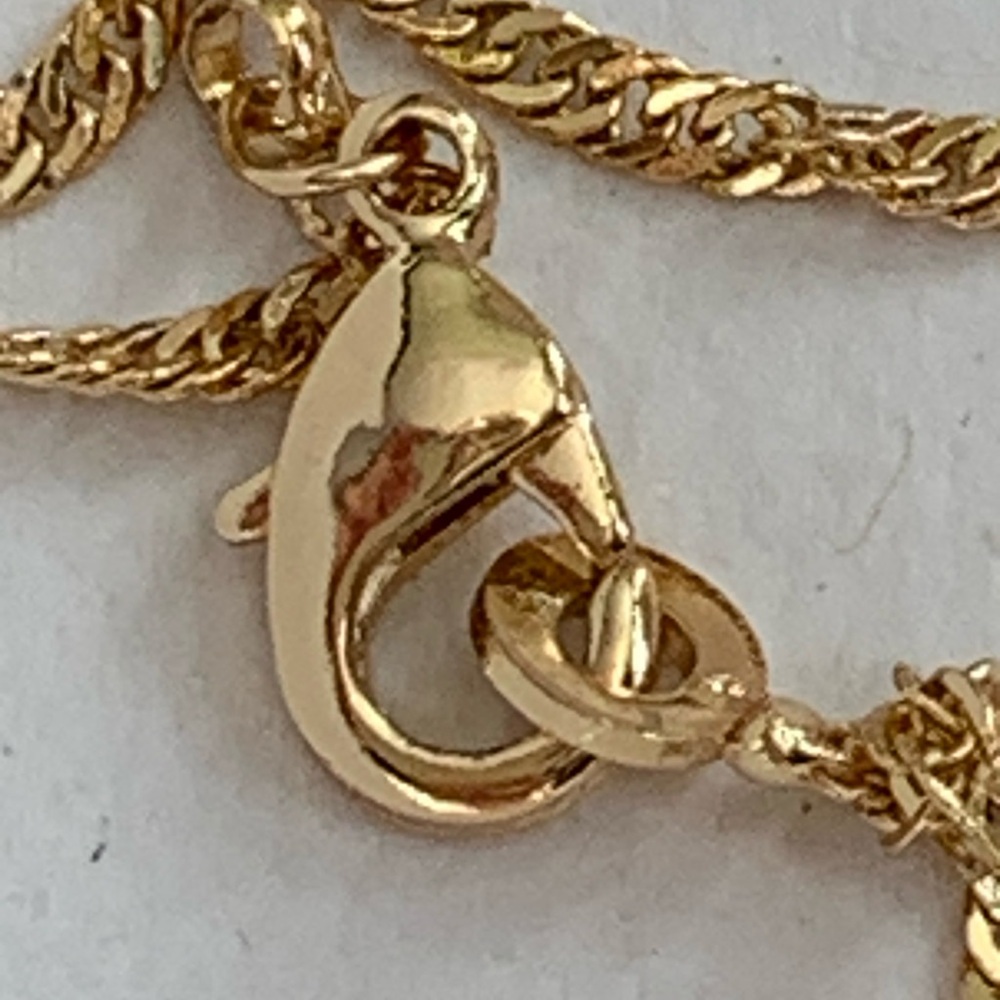 Real Citrine Gold Tone Quatrefoil Clover Pendant with Citrine Faceted Stone - Picture 4 of 9